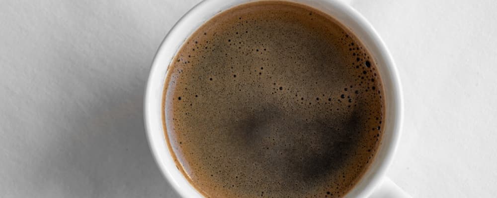 Long Black ve Americano Farkı: Hangisi Sizin İçin Daha İyi?