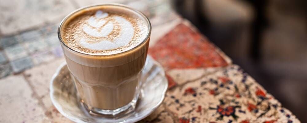 Piccolo Latte Nedir? Küçük Boyutuyla Yoğun Kahve Keyfi