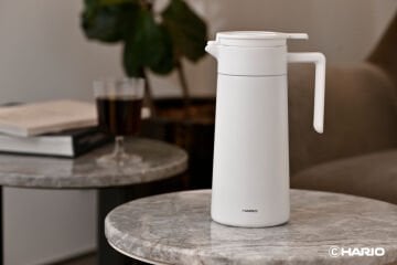 Hario Yalıtımlı Servis Sürahisi 800 ML Beyaz